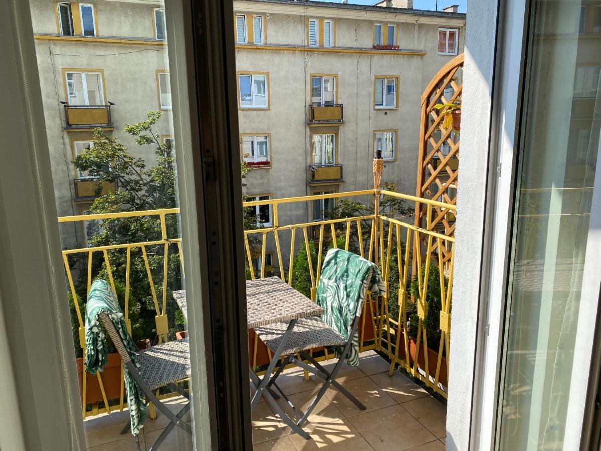 Przy Plazy W Centrum Gdyni - Prywatny Parking! Apartment